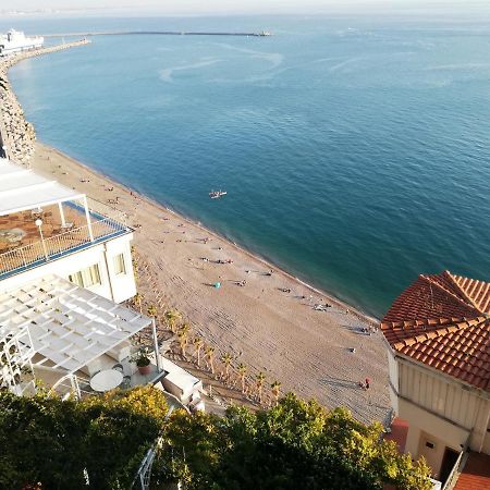 Il Sogno... Bed and Breakfast Salerno Eksteriør billede