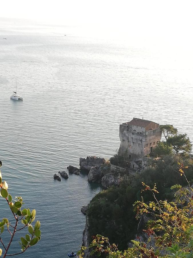 Il Sogno... Bed and Breakfast Salerno Eksteriør billede